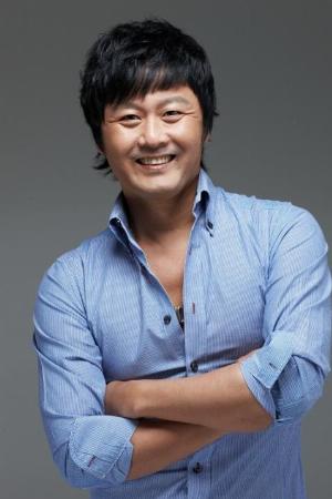 Kong Hyeong-jin