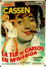 La tía de Carlos en mini-falda