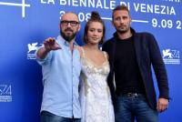 Michaël R. Roskam, Adele Exarchopoulos & Matthias Schoenaerts en Venecia 2017