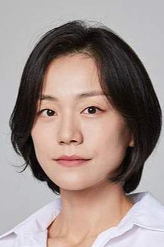 Lee Hwa-jung