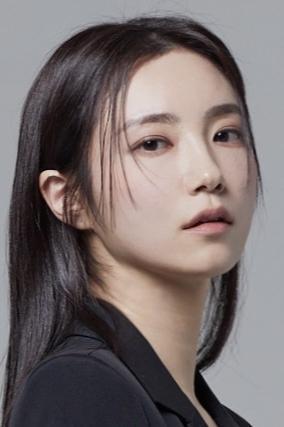 Liz Cha