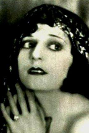 Lucille Carlisle