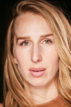 Maggie Robertson
