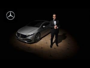 Mercedes-Benz: Defining Class since 1886 (C)