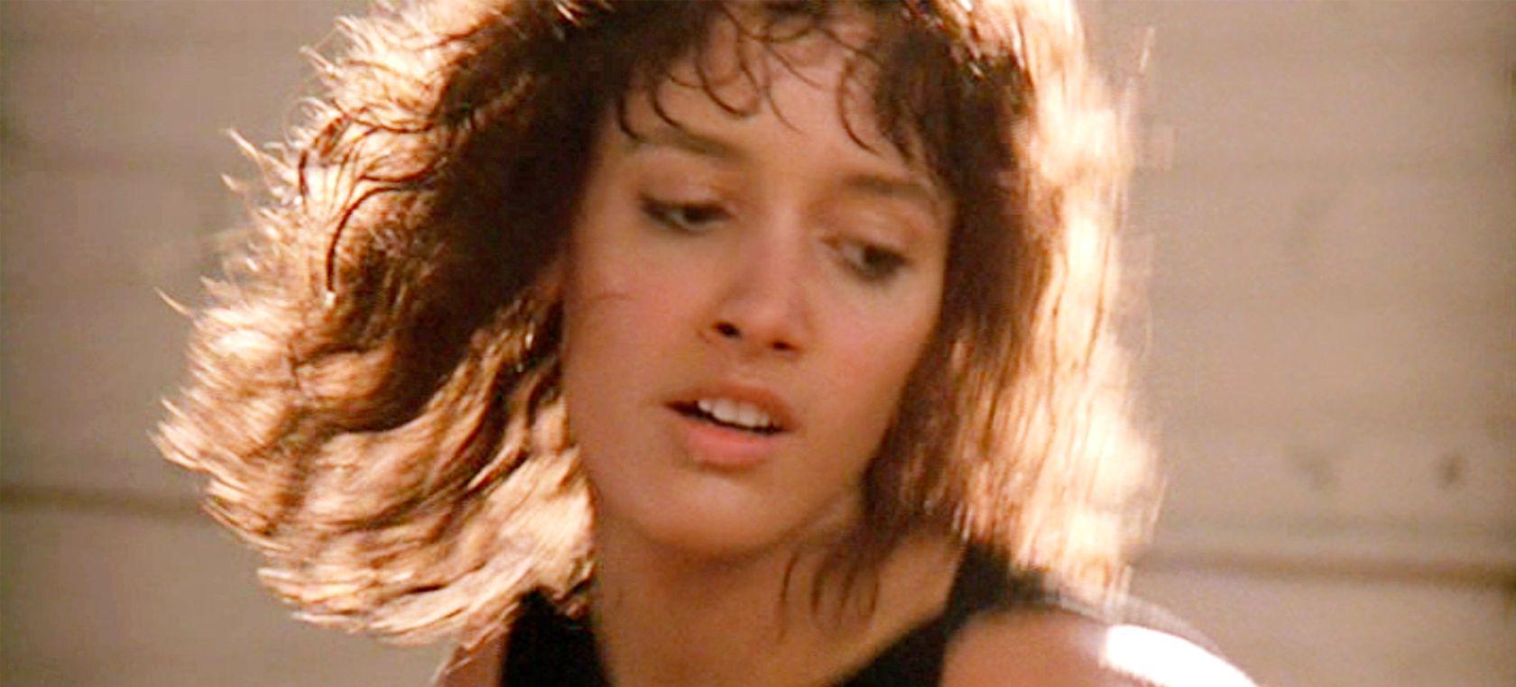 Jennifer Beals