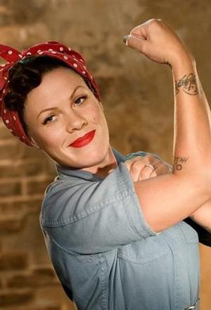 P!Nk: Raise Your Glass (Vídeo musical)