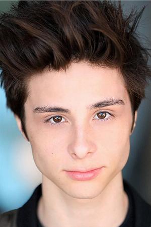 Robbie Tucker