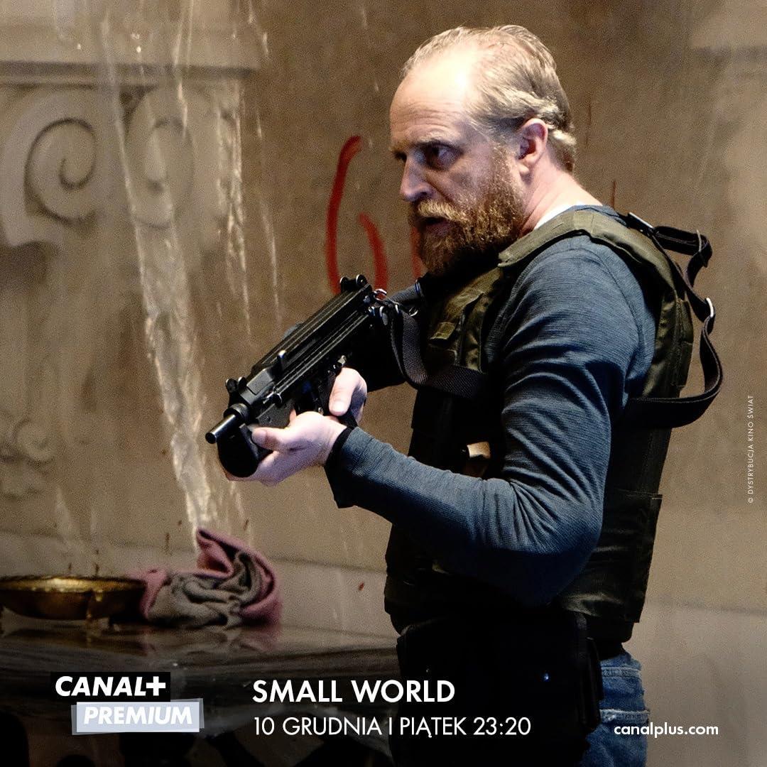 Small World (Miniserie de TV)