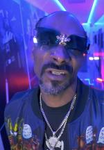 Snoop Dogg: Gang Signs (Music Video)