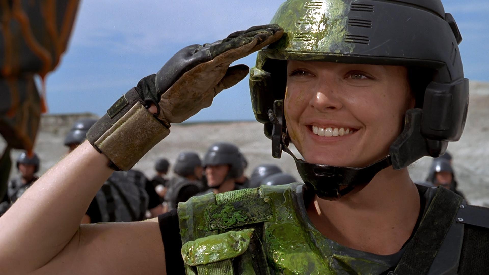 Starship Troopers: Las brigadas del espacio» (1997): sátira