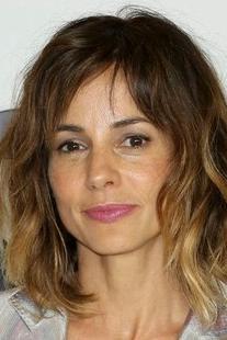 Stephanie Szostak