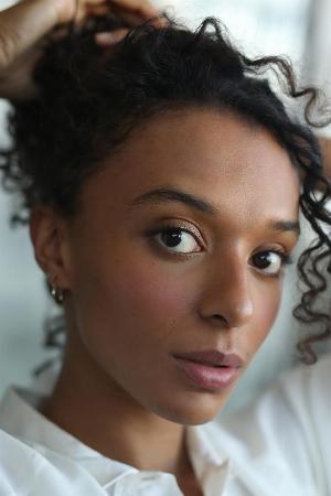 Tia Bannon