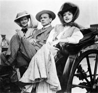 Virginia Nicholson, Joseph Cotten & Ruth Ford